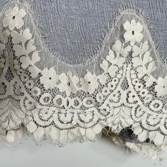 Umgee Women's Keyhole Tank - Picture 9 of 10